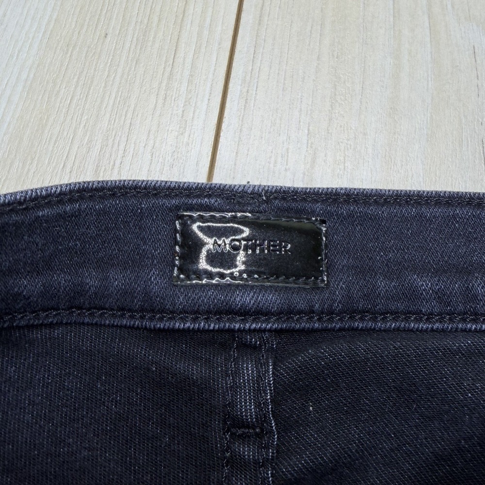 MOTHER The Weekender Mid-Rise Flare jeans Black Deep End black size 29 - Picture 7 of 16